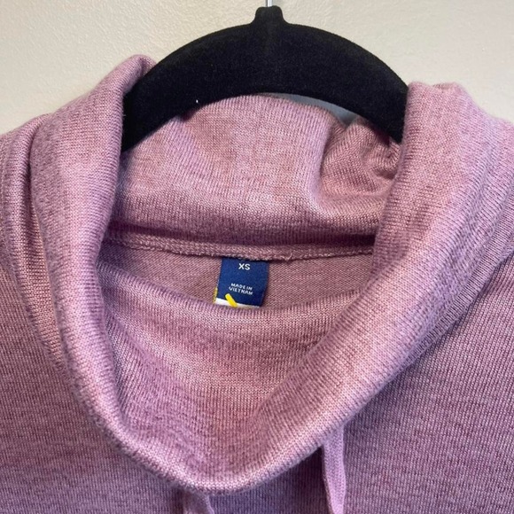 Soft pink Old Navy cowl neck sweatshirt Size XS - Picture 2 of 7